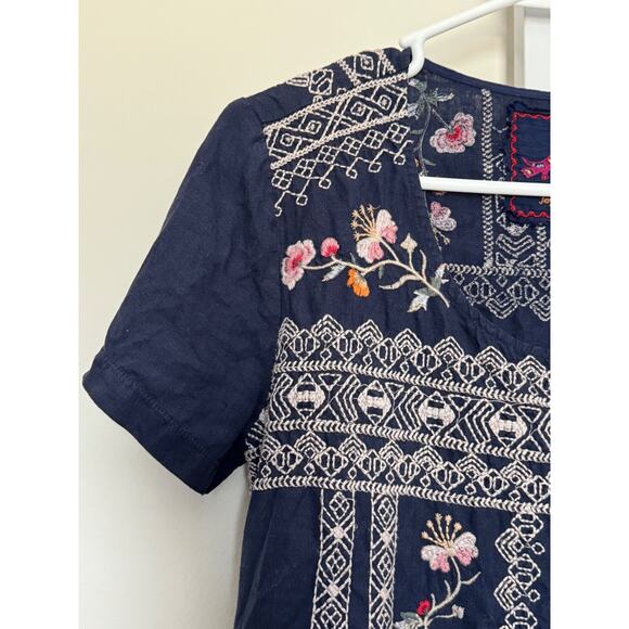 Johnny Was Embroidered Top Size XS Deep Plum Floral Embroidery Linen Blend Boho - Picture 2 of 8